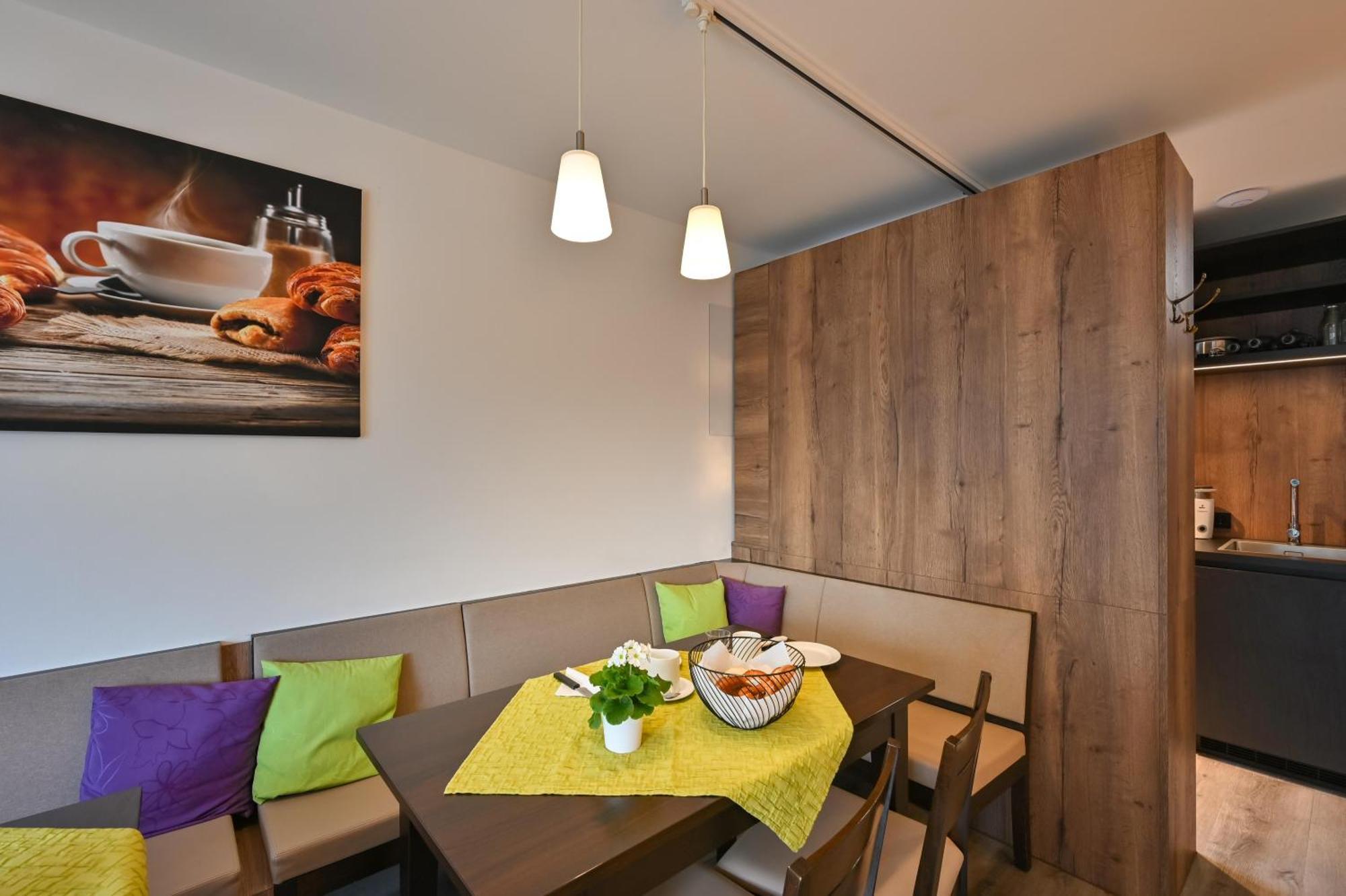 Hotel Gaestehaus Stock Zimmer Kraeuterstueble Friedrichshafen Ngoại thất bức ảnh