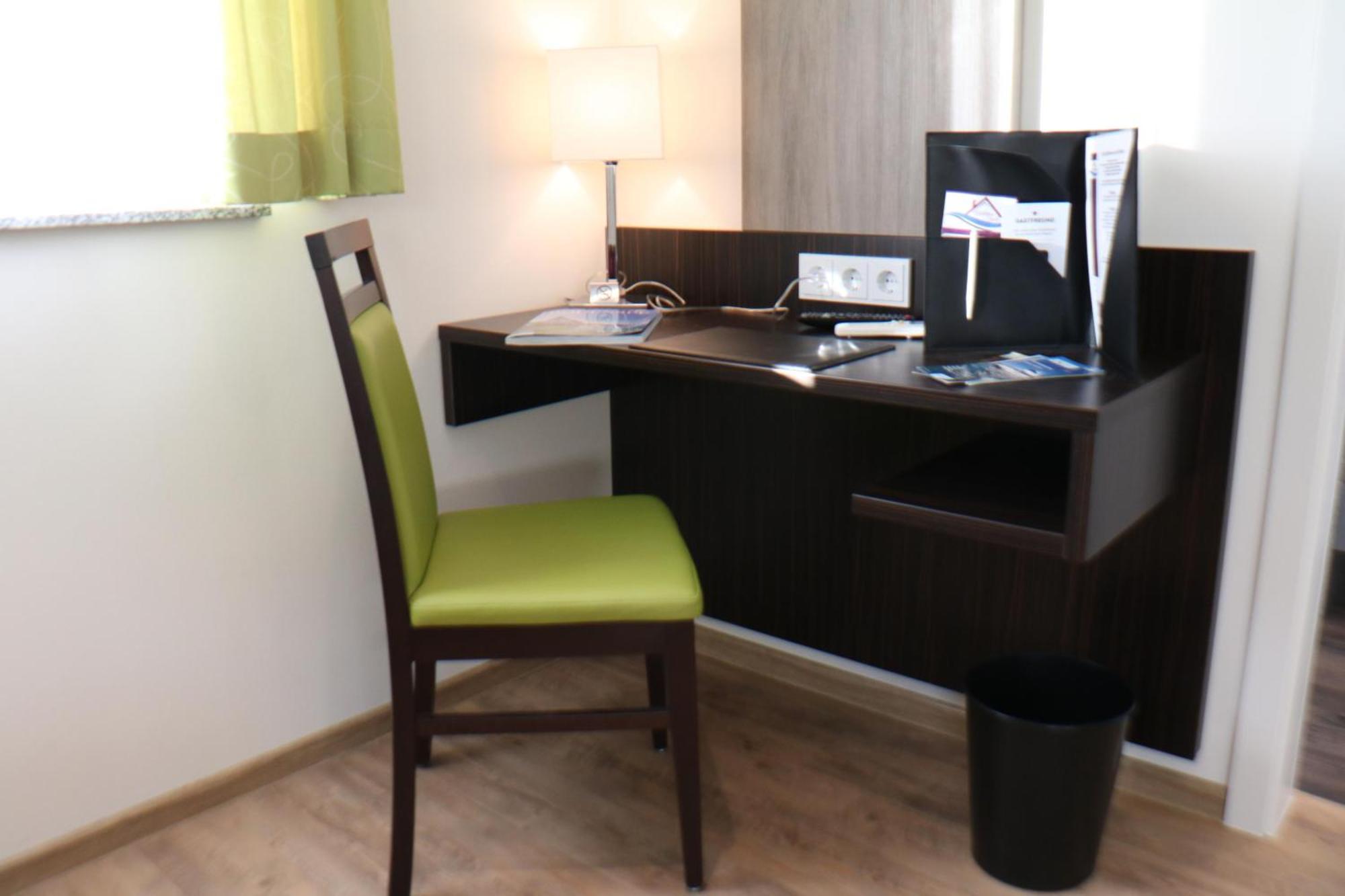 Hotel Gaestehaus Stock Zimmer Kraeuterstueble Friedrichshafen Ngoại thất bức ảnh